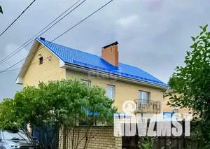 Дом 215м², 2-этажный, участок 10 сот.  