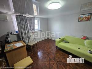 Коттедж 300м&sup2;, 3-этажный, участок 12 сот.  