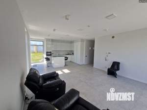 Дом 244м², 2-этажный, участок 25 сот.  