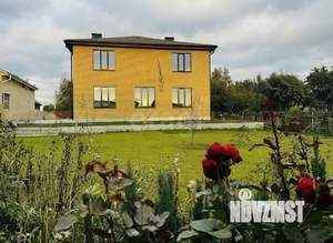 Дом 232м&sup2;, 2-этажный, участок 10 сот.  