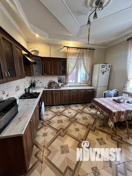 Дом 217м&sup2;, 2-этажный, участок 4 сот.  