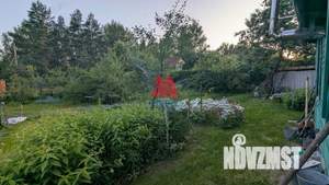 Дом 30м&sup2;, 2-этажный, участок 10 сот.  