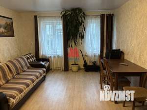 Коттедж 180м², 2-этажный, участок 6 сот.  