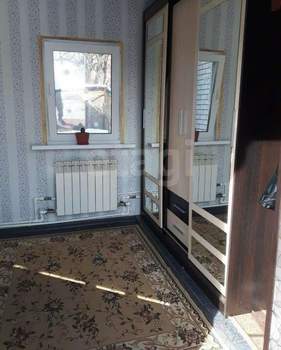 Дом 63м&sup2;, 1-этажный, участок 10 сот.  