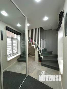 Таунхаус 64м², 3-этажный, участок 1 сот.  