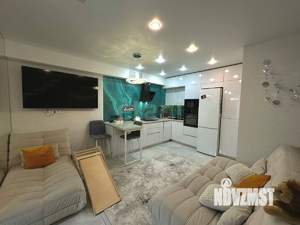 Таунхаус 64м², 3-этажный, участок 1 сот.  