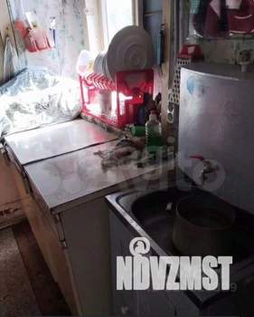 Дом 10м², 2-этажный, участок 5 сот.  