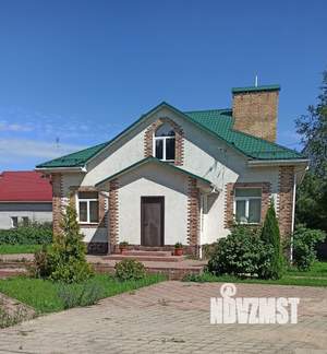 Коттедж 220м², 2-этажный, участок 11 сот.  