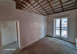 Дом 214м&sup2;, 3-этажный, участок 1 сот.  