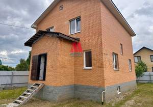 Дом 225м², 2-этажный, участок 571 сот.  