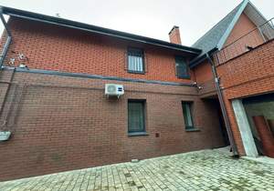 Дом 265м&sup2;, 2-этажный, участок 0 сот.  