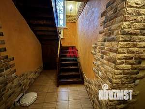 Коттедж 180м², 2-этажный, участок 6 сот.  