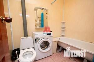 Дом 179м&sup2;, 2-этажный, участок 3 сот.  