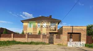 Коттедж 220м², 2-этажный, участок 6 сот.  