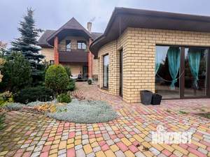 Дом 277м&sup2;, 2-этажный, участок 16 сот.  