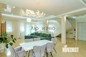 Коттедж 263м², 2-этажный, участок 8 сот.  