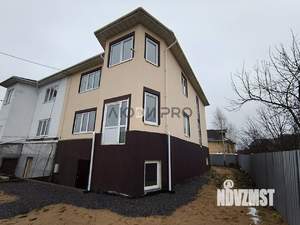 Дом 315м&sup2;, 3-этажный, участок 4 сот.  