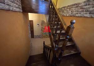 Дом 180м², 2-этажный, участок 6 сот.  