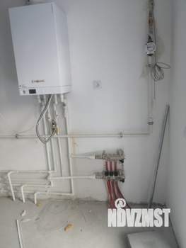 Дом 98м&sup2;, 2-этажный, участок 4 сот.  