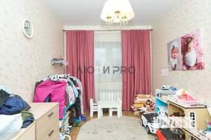 Коттедж 198м&sup2;, 2-этажный, участок 10 сот.  