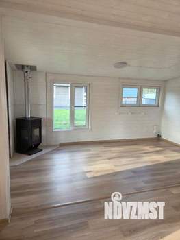 Дом 100м&sup2;, 1-этажный, участок 8 сот.  