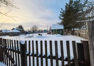 Дом 12м&sup2;, 2-этажный, участок 6 сот.  