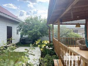 Коттедж 140м&sup2;, 2-этажный, участок 6 сот.  