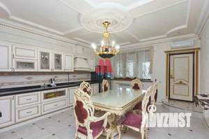 Таунхаус 300м², 3-этажный, участок 8 сот.  