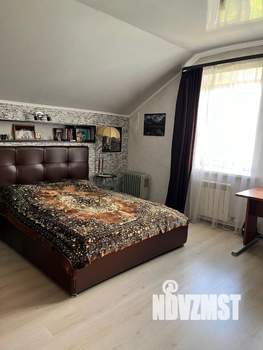 Коттедж 254м², 3-этажный, участок 6 сот.  
