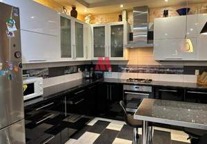 Дом 180м², 2-этажный, участок 6 сот.  