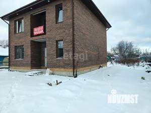 Дом 150м², 2-этажный, участок 10 сот.  