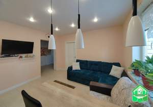 Дом 102м&sup2;, 2-этажный, участок 5 сот.  