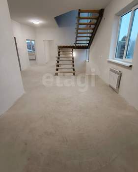 Дом 314м&sup2;, 2-этажный, участок 4 сот.  