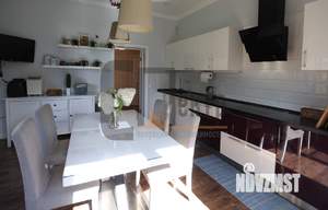 Дом 540м&sup2;, 3-этажный, участок 8 сот.  