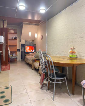 Дом 138м&sup2;, 2-этажный, участок 4 сот.  