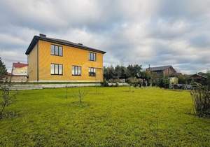 Дом 232м&sup2;, 2-этажный, участок 10 сот.  