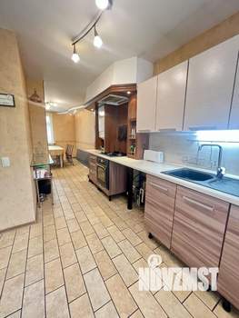 Дом 116м&sup2;, 2-этажный, участок 3 сот.  