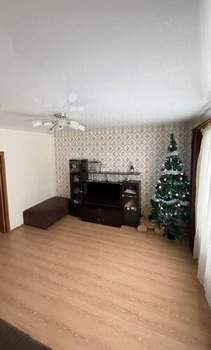 Дом 100м&sup2;, 2-этажный, участок 2 сот.  