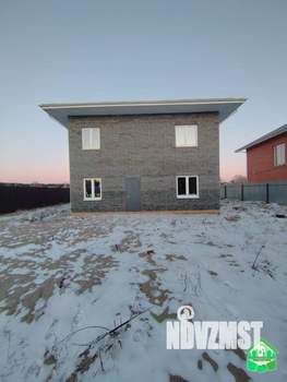 Коттедж 172м&sup2;, 2-этажный, участок 10 сот.  