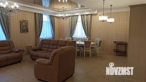 Коттедж 220м², 2-этажный, участок 11 сот.  