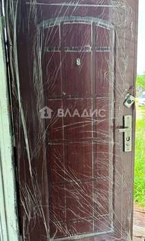 Дом 45м², 2-этажный, участок 10 сот.  