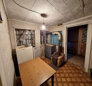 Дом 25м&sup2;, 2-этажный, участок 4 сот.  