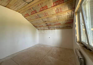 Дом 80м&sup2;, 2-этажный, участок 10 сот.  