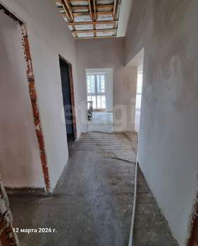 Дом 214м&sup2;, 3-этажный, участок 1 сот.  