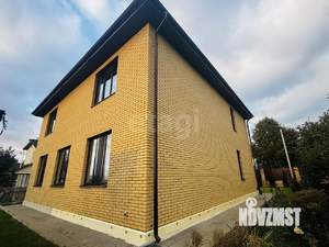 Дом 232м&sup2;, 2-этажный, участок 10 сот.  