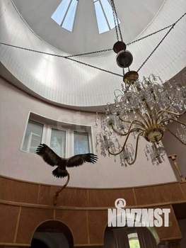 Дом 728м&sup2;, 3-этажный, участок 11 сот.  