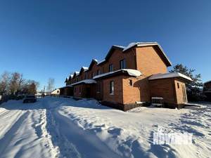 Дом 98м&sup2;, 2-этажный, участок 4 сот.  