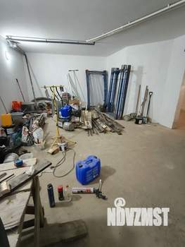 Дом 315м&sup2;, 3-этажный, участок 4 сот.  