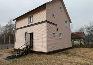 Дом 151м&sup2;, 2-этажный, участок 10 сот.  