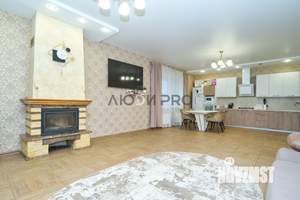 Коттедж 198м&sup2;, 2-этажный, участок 10 сот.  